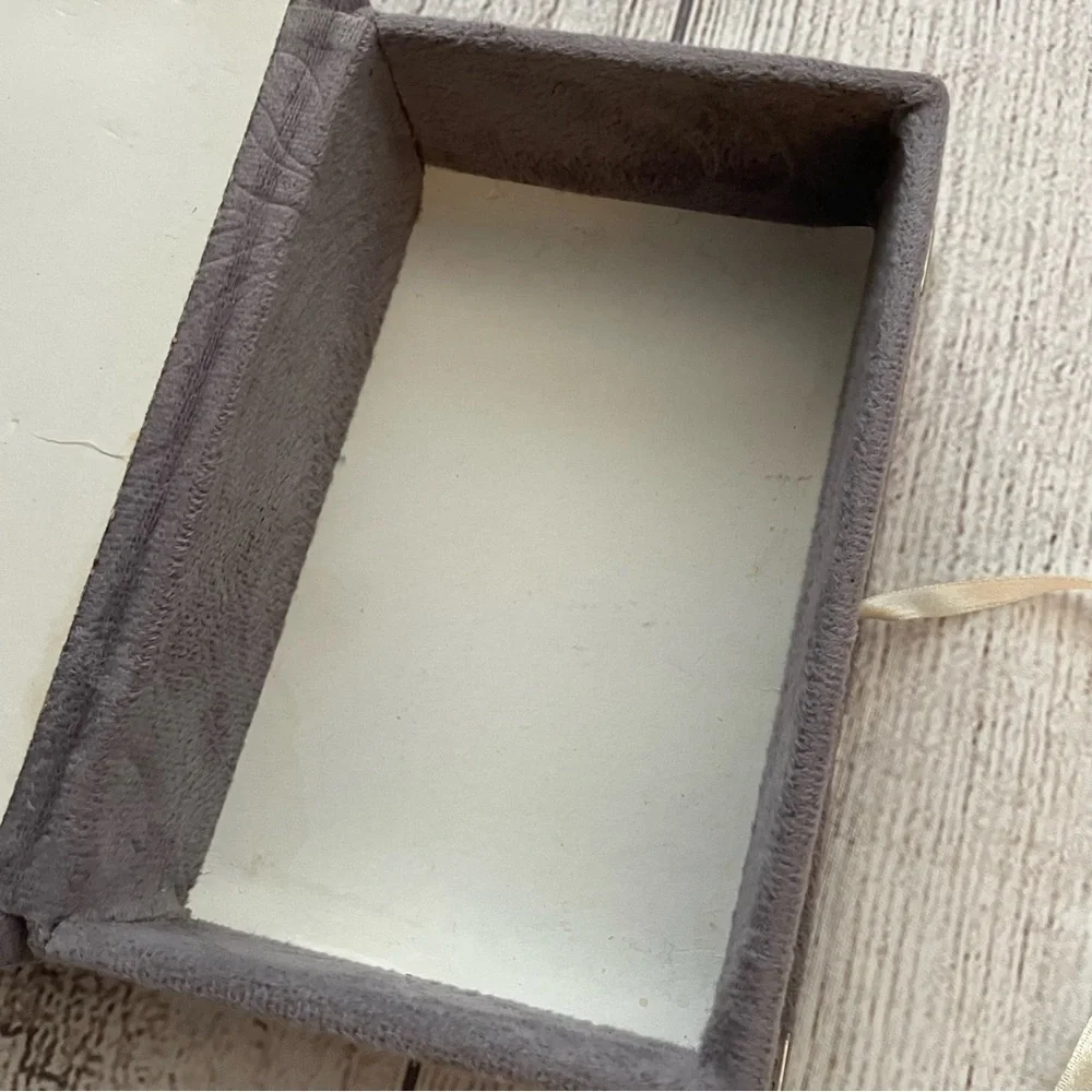 HAMSA HAND Velvet Grey Trinket Box with Ties